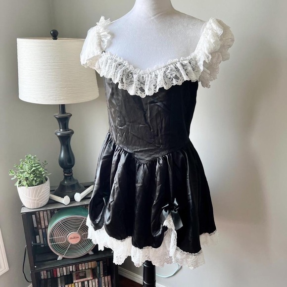 Dollskill Widow goth dress - Picture 2 of 4